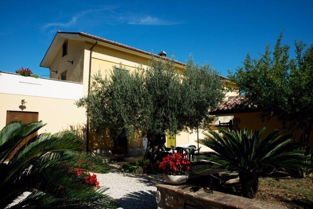 Agriturismo Il Casolare Di Nonno Mario Manoppello Exterior photo